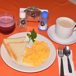 https://hotel-h21.cali-hotels.com